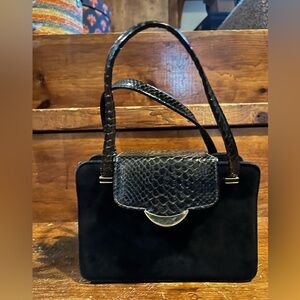 Block vintage mini suede and patent leather crock hand bag. Gold hardware.